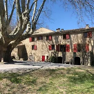https://le-vieux-moulin-forcalquier.fr-provencehotel.com